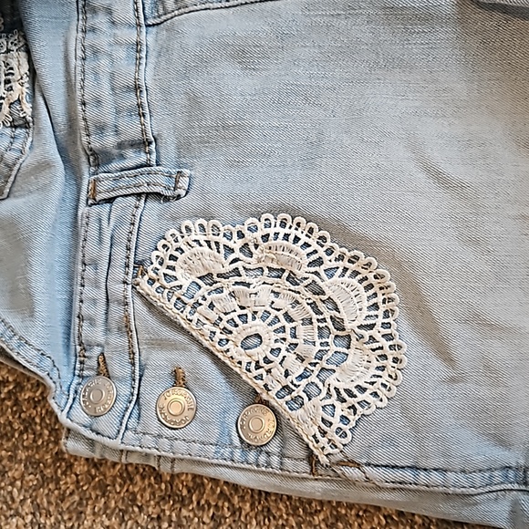 Jordache - Girls Denim crochet detail Overalls shorts - Picture 2 of 5